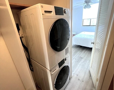 4345 Trevi Court - Photo Thumbnail 16