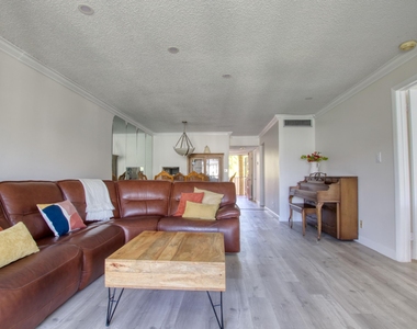 4345 Trevi Court - Photo Thumbnail 7