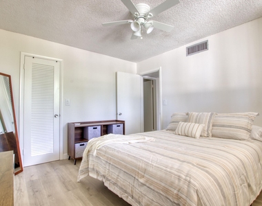 4345 Trevi Court - Photo Thumbnail 13