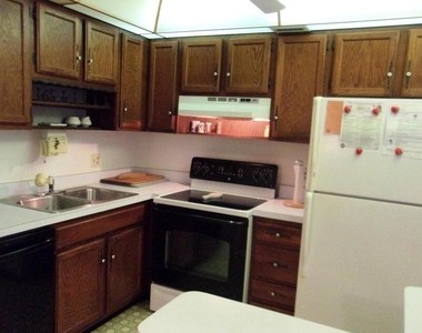1225 Nw 21st Street - Photo Thumbnail 6