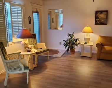 1225 Nw 21st Street - Photo Thumbnail 1
