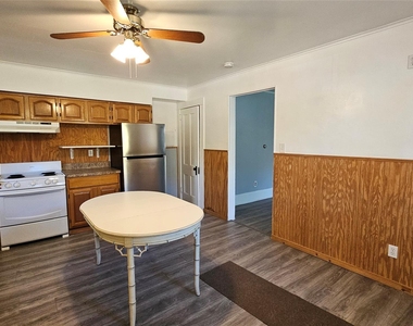 130 Hortonville Main Street - Photo Thumbnail 3