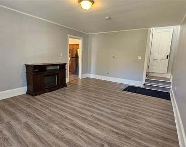 130 Hortonville Main Street - Photo Thumbnail 6