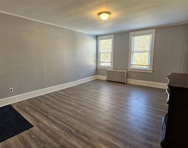 130 Hortonville Main Street - Photo Thumbnail 5
