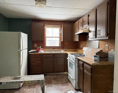 19 Bloomingburg Road - Photo Thumbnail 6