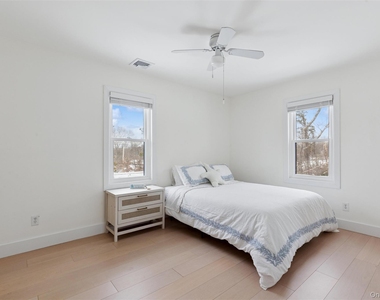 34 Starboard Road - Photo Thumbnail 18