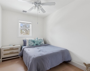 34 Starboard Road - Photo Thumbnail 12