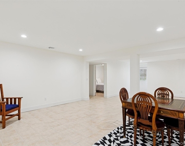 34 Starboard Road - Photo Thumbnail 7