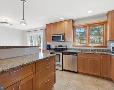 3343 Slade Run Drive - Photo Thumbnail 16