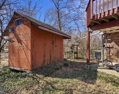 3343 Slade Run Drive - Photo Thumbnail 6