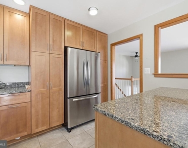 3343 Slade Run Drive - Photo Thumbnail 15