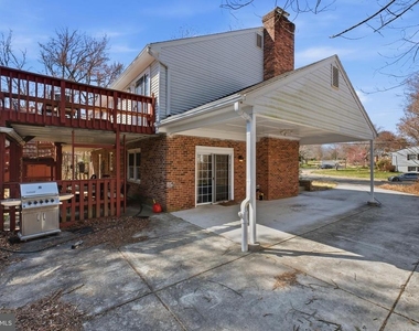 3343 Slade Run Drive - Photo Thumbnail 3