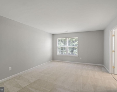 1026 Longview Ln. - Photo Thumbnail 23