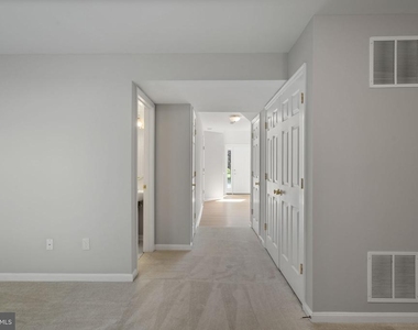 1026 Longview Ln. - Photo Thumbnail 25