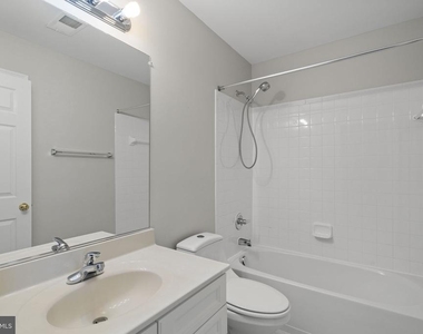 1026 Longview Ln. - Photo Thumbnail 27