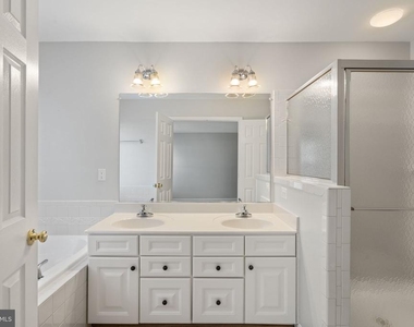 1026 Longview Ln. - Photo Thumbnail 26