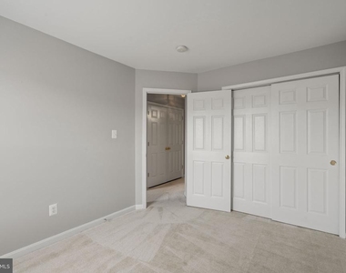 1026 Longview Ln. - Photo Thumbnail 18