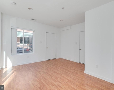 220 W George Street - Photo Thumbnail 42