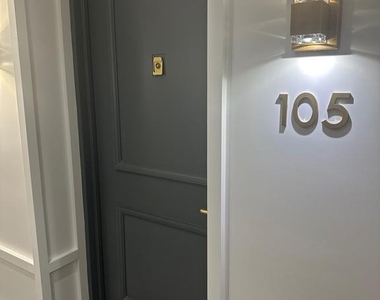 1637 Oakwood Drive - Photo Thumbnail 10