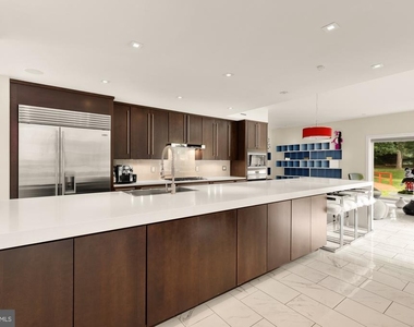 6309 Bradley Boulevard - Photo Thumbnail 8
