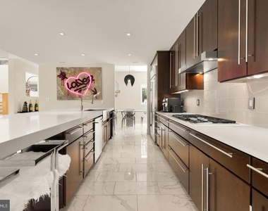 6309 Bradley Boulevard - Photo Thumbnail 9