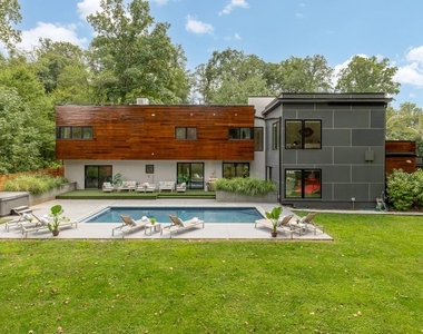 6309 Bradley Boulevard - Photo Thumbnail 43