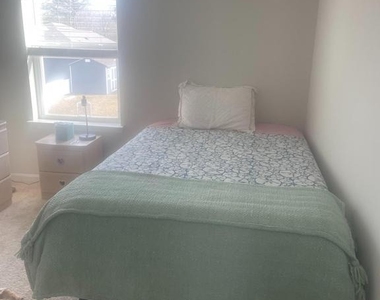22140 Shorebird Way - Photo Thumbnail 2