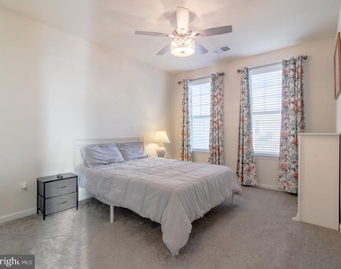 35059 Dundee Street - Photo Thumbnail 15