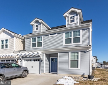 35059 Dundee Street - Photo Thumbnail 29
