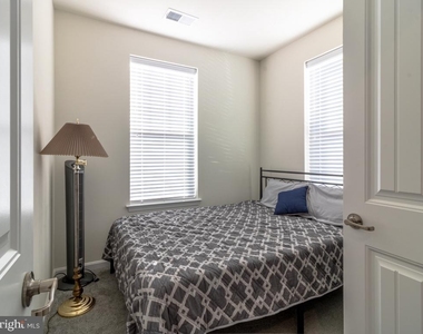 35059 Dundee Street - Photo Thumbnail 33