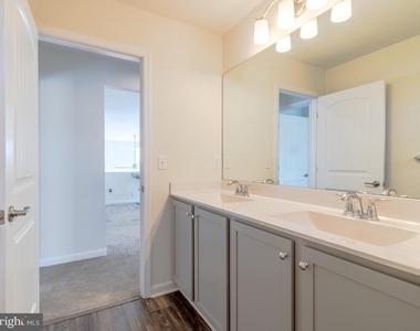 35059 Dundee Street - Photo Thumbnail 24