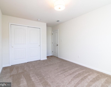 35059 Dundee Street - Photo Thumbnail 22
