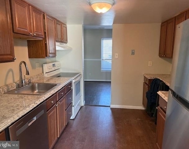 3304 Golfview - Photo Thumbnail 4