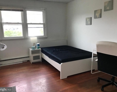 215 Murray Road - Photo Thumbnail 5