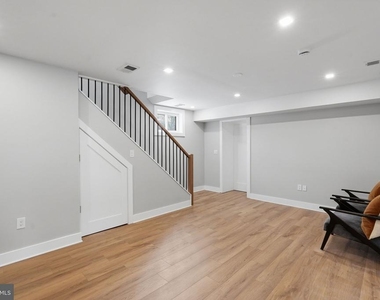 1301 Somerset Place Nw - Photo Thumbnail 12