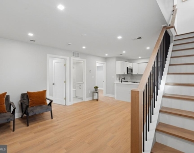 1301 Somerset Place Nw - Photo Thumbnail 4