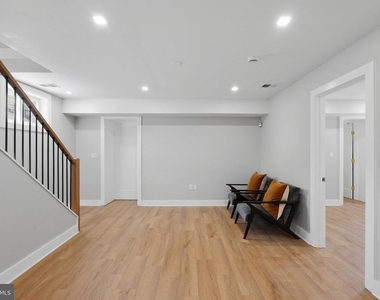 1301 Somerset Place Nw - Photo Thumbnail 13