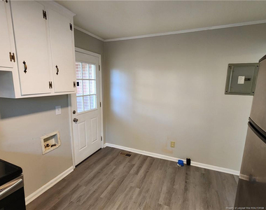 1108 Norwood Street - Photo Thumbnail 11