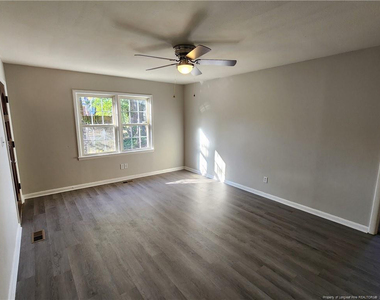 1108 Norwood Street - Photo Thumbnail 6
