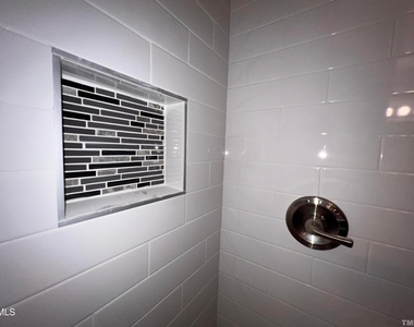 220 Elizabeth Street - Photo Thumbnail 74