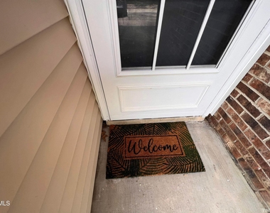 220 Elizabeth Street - Photo Thumbnail 53