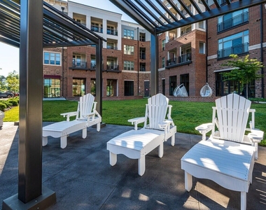 600 Carraway Crossing - Photo Thumbnail 27