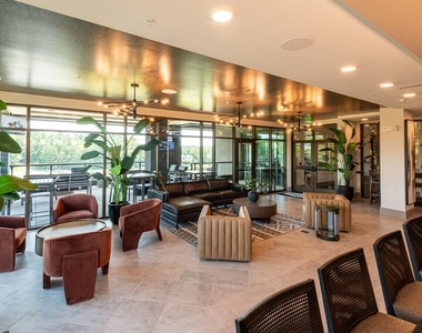 600 Carraway Crossing - Photo Thumbnail 7
