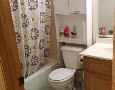 3506 Speedway St - Photo Thumbnail 4