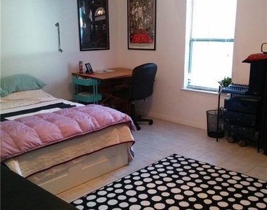 3506 Speedway St - Photo Thumbnail 3