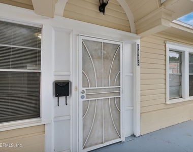 6418 Sapphire Drive - Photo Thumbnail 22