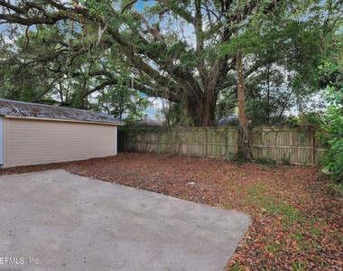 6418 Sapphire Drive - Photo Thumbnail 1