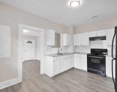 6418 Sapphire Drive - Photo Thumbnail 9