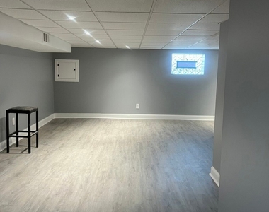 9241 S Emerald Avenue - Photo Thumbnail 8