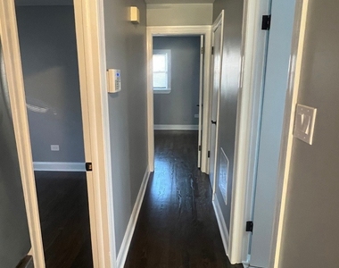 9241 S Emerald Avenue - Photo Thumbnail 16